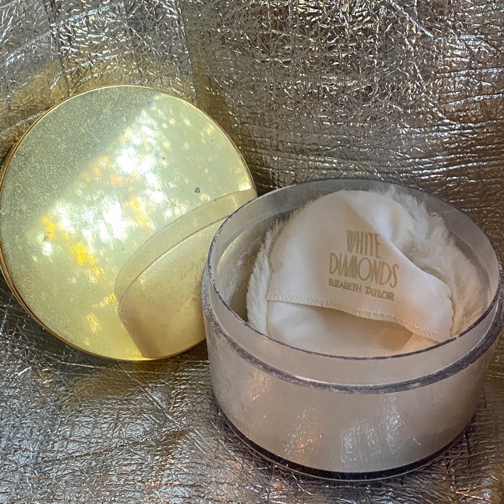 Vintage Elizabeth Taylor White Diamonds Powder Puff Set